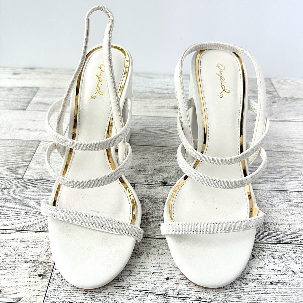 Qupid Women’s White Heels size 5.5